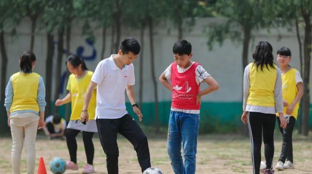 悲痛！北京足协传来坏消息，他为足球奉献一生，却在36岁因病去世(2)