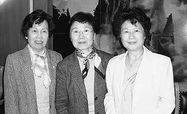 中国女乒领路人、首位女团世界冠军，晚年住养老院，春节孤独去世(2)
