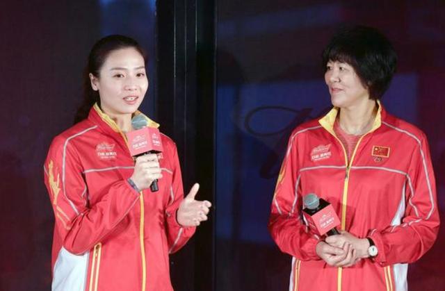 最美女排奥运冠军成副院长，丈夫是郎平的助手，丁霞也要感谢她(2)
