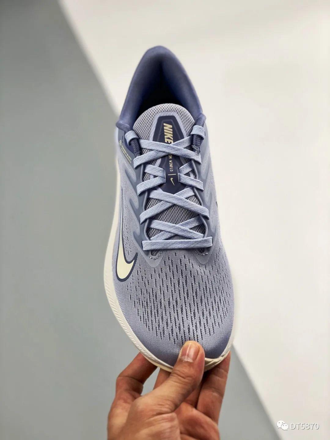 Nike Air Zoom Winflo W7代 网面透气 训练跑步鞋 开箱(6)