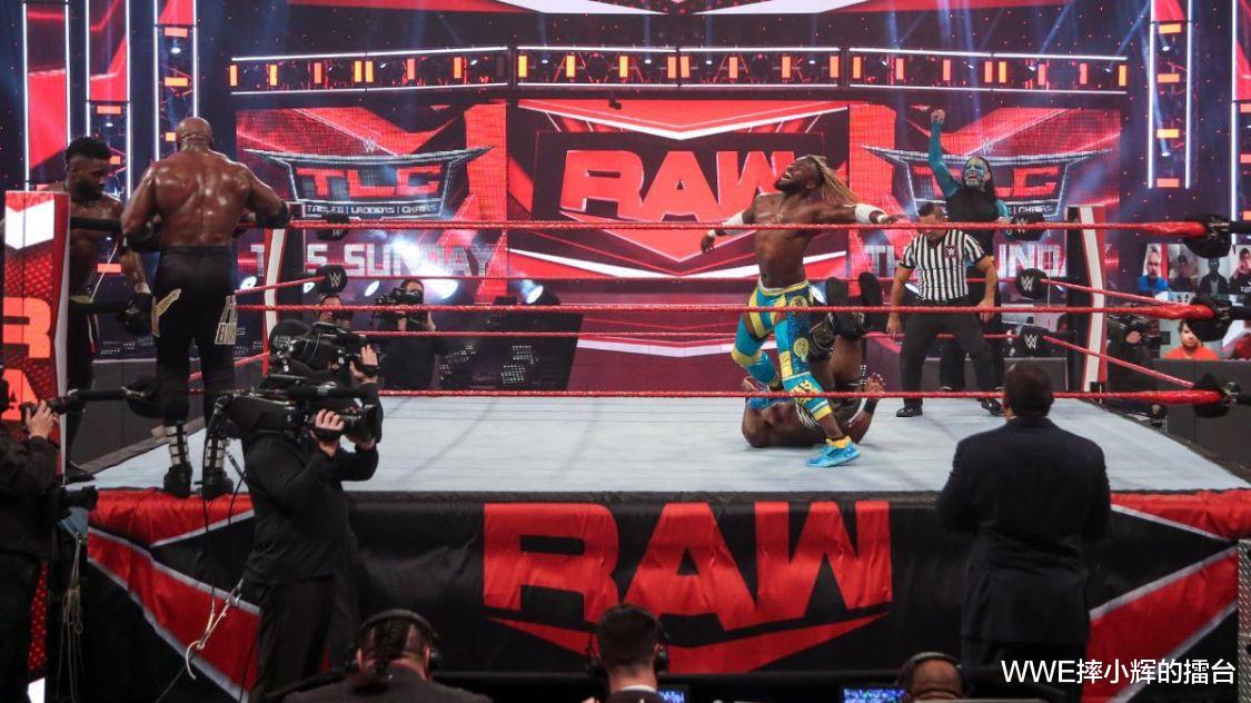 USA电视台不满RAW品牌收视率差, 要求WWE加入更多成人内容!(2)