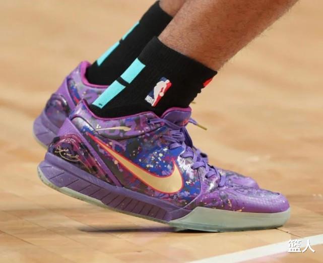 NBA球员上脚：德罗赞穿Kobe7，李宁的2双球鞋很帅气(5)