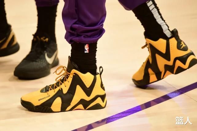 NBA球员上脚：德罗赞穿Kobe7，李宁的2双球鞋很帅气(13)