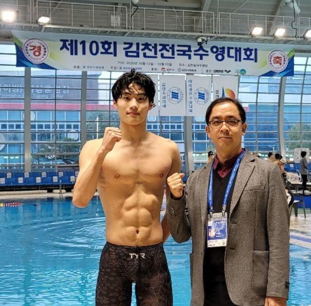 朴泰桓之后韩国游泳再出“紫薇星”，把中国男子100米自由泳狂甩身后(1)