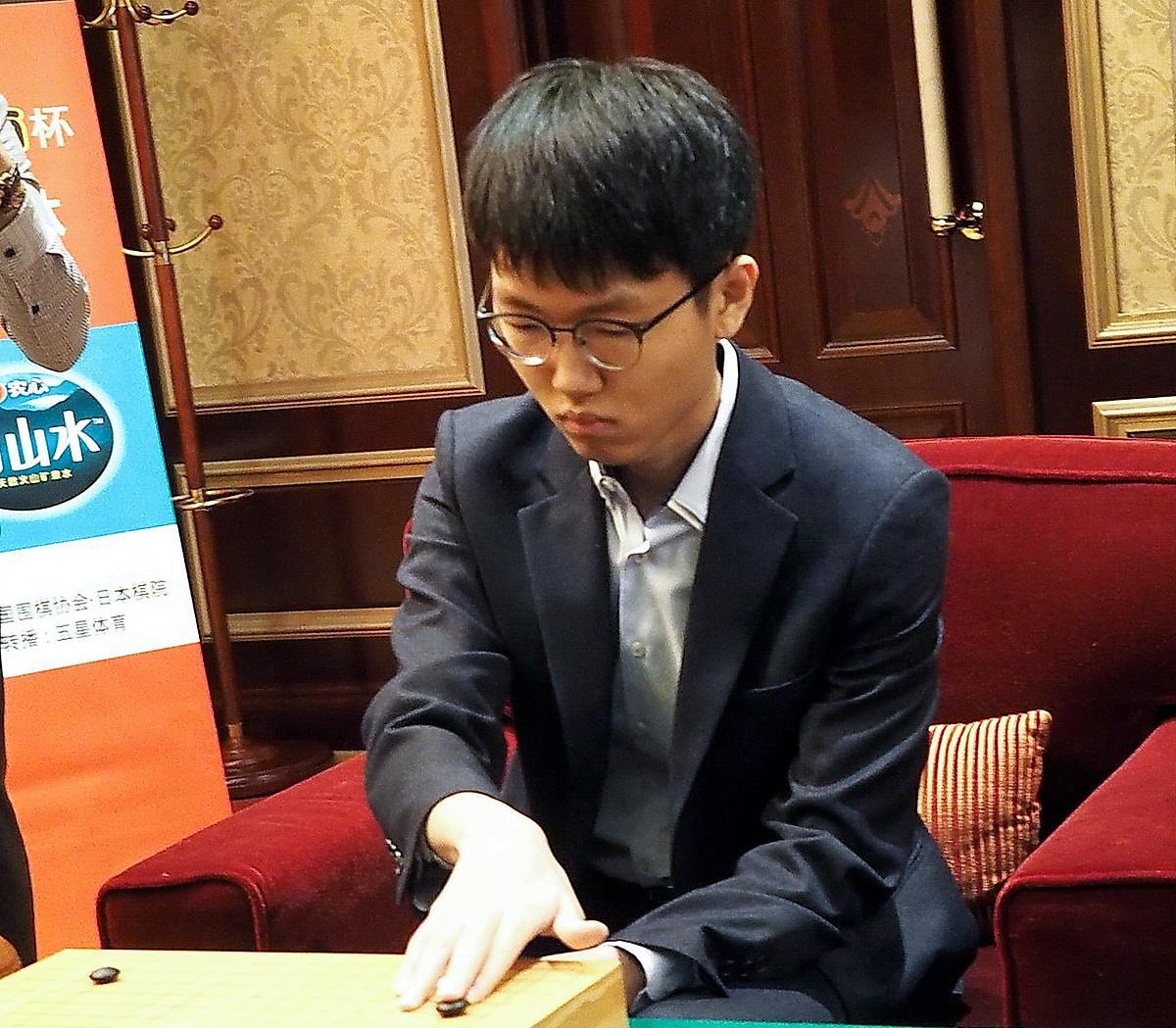 LG杯，申真谞自叹命苦，16强战怎么会遇到如此可怕的中国棋手？(7)