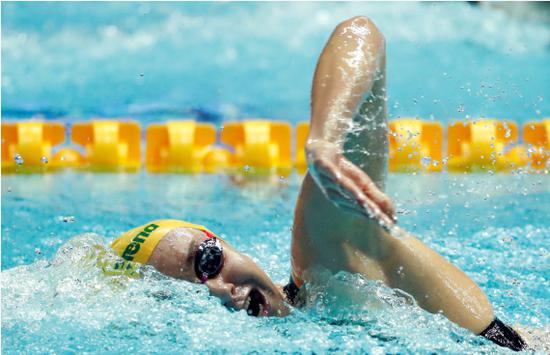 澳大利亚女将险些打破200米自由泳世界纪录(1)