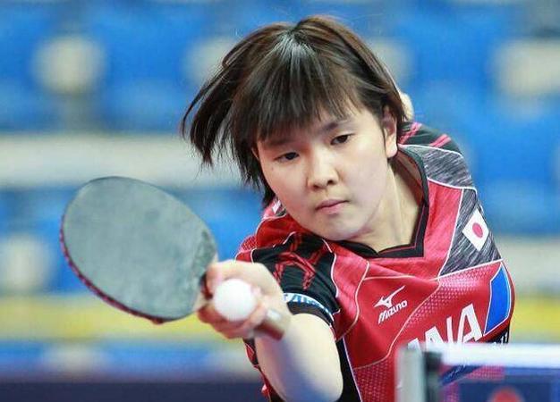 大获全胜！早田希娜恢复气势，连续横扫对手、称雄日本乒乓赛场(4)