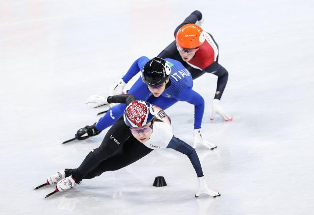 金牌数创亚洲纪录 中国冰雪距离世界强国还差什么(2)