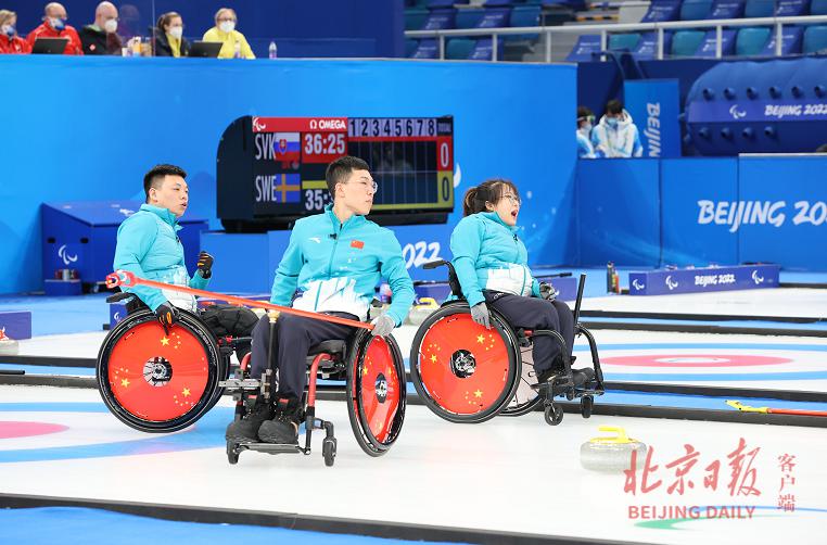半决赛9比5取胜，中国轮椅冰壶队明天冲金！(3)