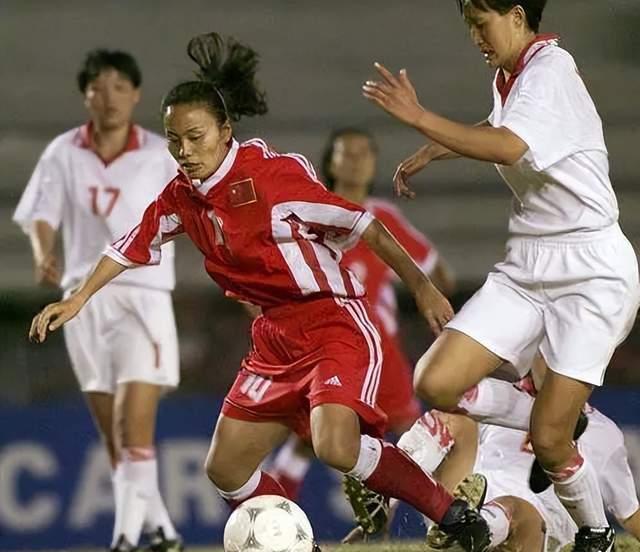 23年后再看刘爱玲：15年国家队10号，为足球奉献青春，37岁才生子(7)