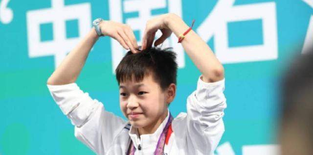 全红禅备战2022游泳世锦赛，身材发育暂不会影响，希望再夺金牌！(3)