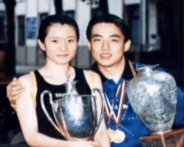 恋爱14年结婚16年，刘国梁和王瑾的婚姻，今天看起来是多么正确(8)