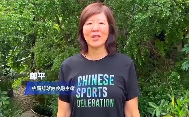 34岁中国排球女神晒近照，身材傲人女人味十足，网友感叹她是不老女神(3)