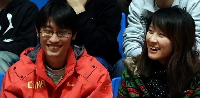 眼镜飞人胡凯：18岁才练习百米却加冕世界冠军，如今是清华副教授(18)