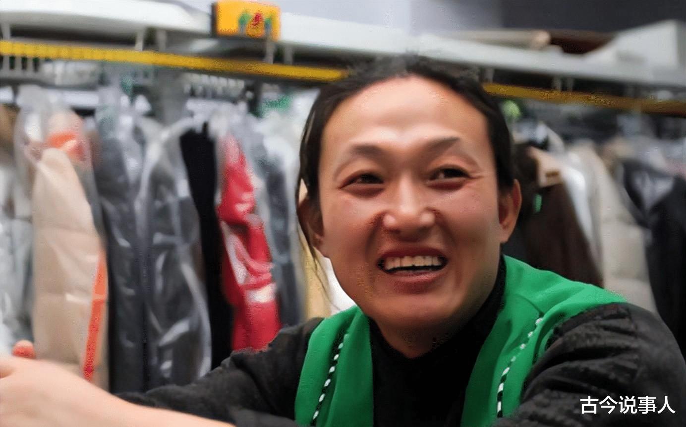 奥运冠军陈晓敏：退役后不顾劝阻，奖牌卖了399万，全家移民国外(24)