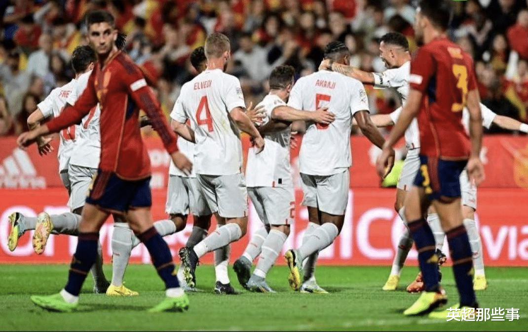 欧足坛又爆大冷！西班牙1-2输垫底队，丢掉榜首，末轮死磕争出线(2)