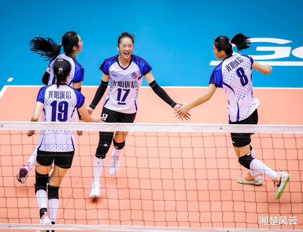 毫无悬念，上海女排3-0赢了北京队，卫冕冠军与山东队争第五名(7)