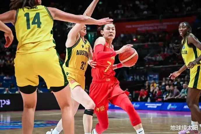 中国女篮61：83负于美国无缘冠军，场上球员评分(3)