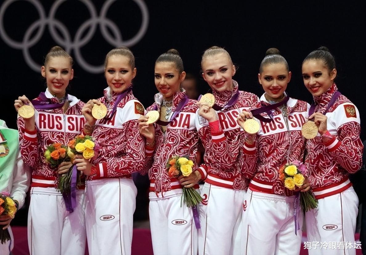 苦等10年！俄罗斯奥运冠军办派对庆祝入籍美国 晒自由女神蛋糕(3)