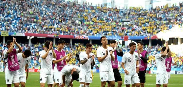 韩国征战世界杯名单出炉，朴志洙落选，你们为他遗憾吗？(4)