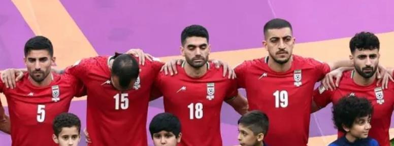 伊朗球员为何拒唱国歌？头巾事件背后，其实是波斯和阿拉伯的历史(8)