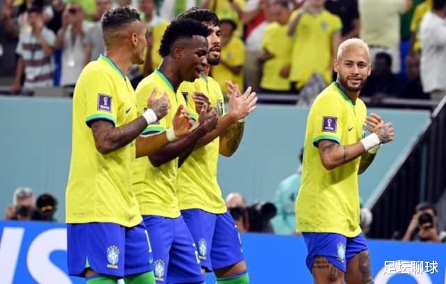 晋级8强！巴西举国欢庆，韩国球迷举牌：别忘记1-7惨案，却被狠狠打脸(1)