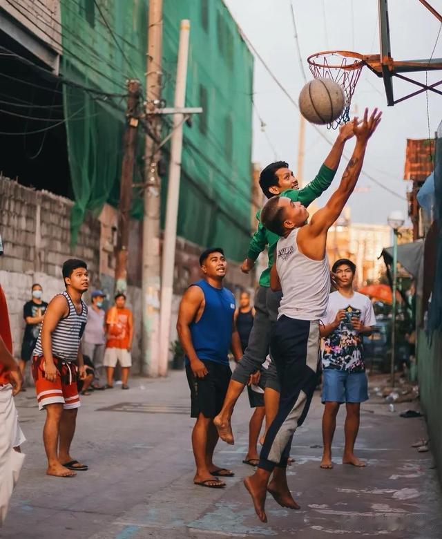 酷爱篮球和拳击，盛产保姆和美女，多姿多彩菲律宾超乎想象(5)