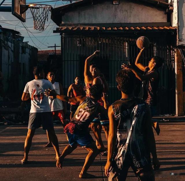 酷爱篮球和拳击，盛产保姆和美女，多姿多彩菲律宾超乎想象(6)