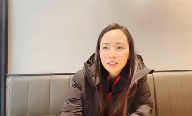 韩国冰壶队长恋中国冠军，为爱定居中国，结婚9年没钱买房(2)