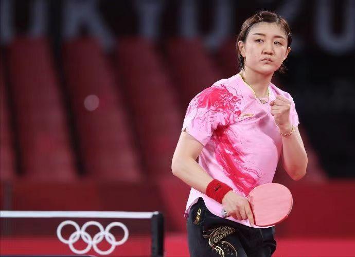 陈梦尽管输掉了世乒赛，没能完成职业生涯的大满贯，但她依然无愧于这个时代最伟大的女(1)