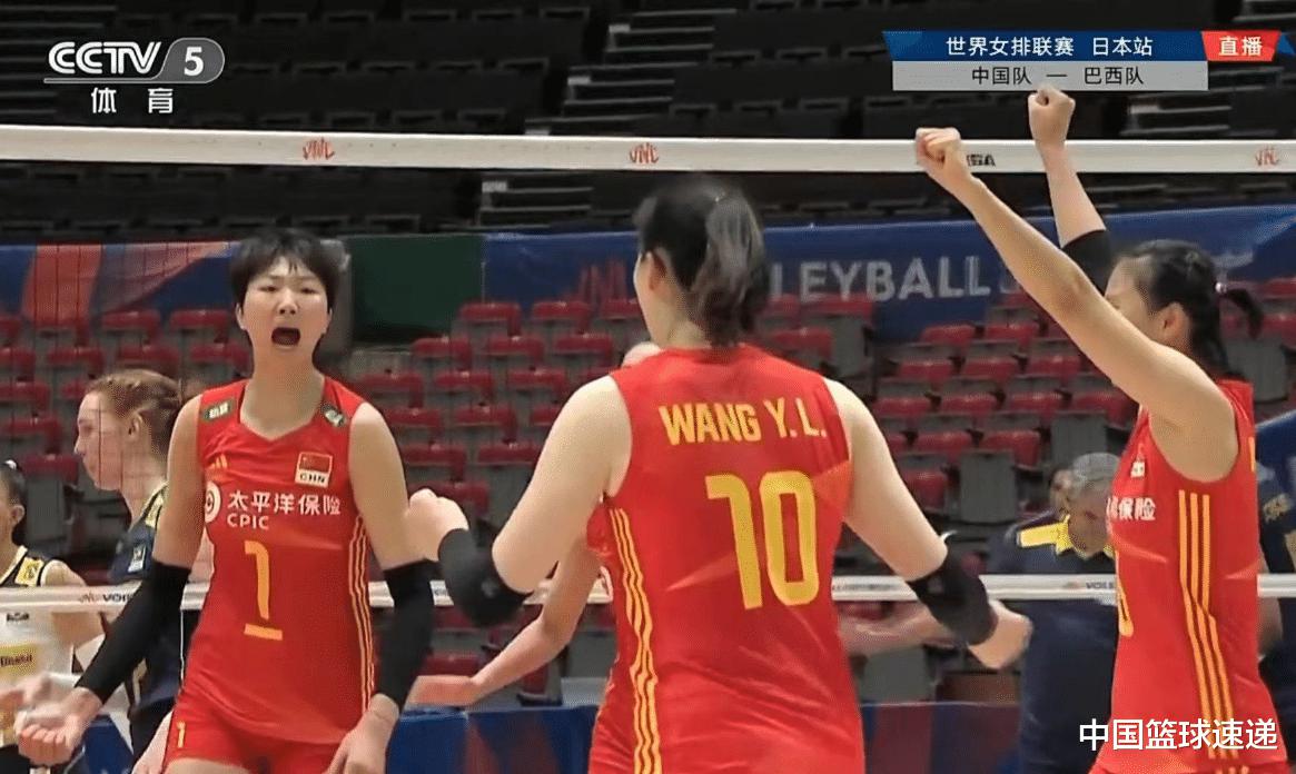 3-2！中国女排上演绝地反击，力克世界第三巴西队，李盈莹26分！(5)