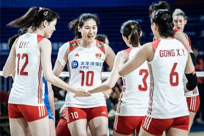 女排世联赛中国队0-3不敌波兰 首遭败绩止步6连胜(1)