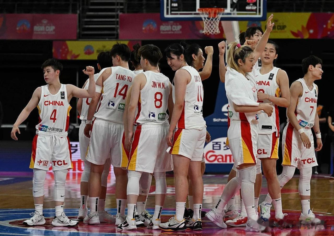 虽然今天女篮6分击败韩国取得三连胜，但这三个方面让人担忧

1、开局又慢热，上来(1)