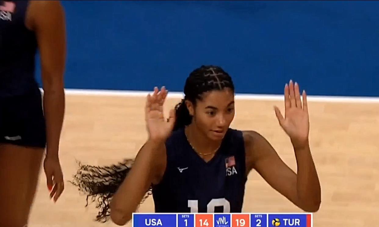 中国女排决赛对手出炉！美国女排1-3土耳其，挽救5个赛点也是徒劳(7)