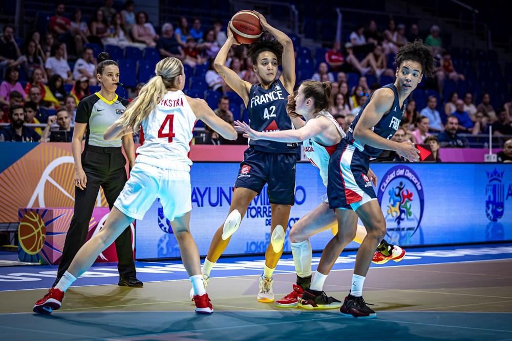 U19女篮世界杯-加拿大女篮加时战胜法国女篮获得季军
 
北京时间7月24日，2(3)