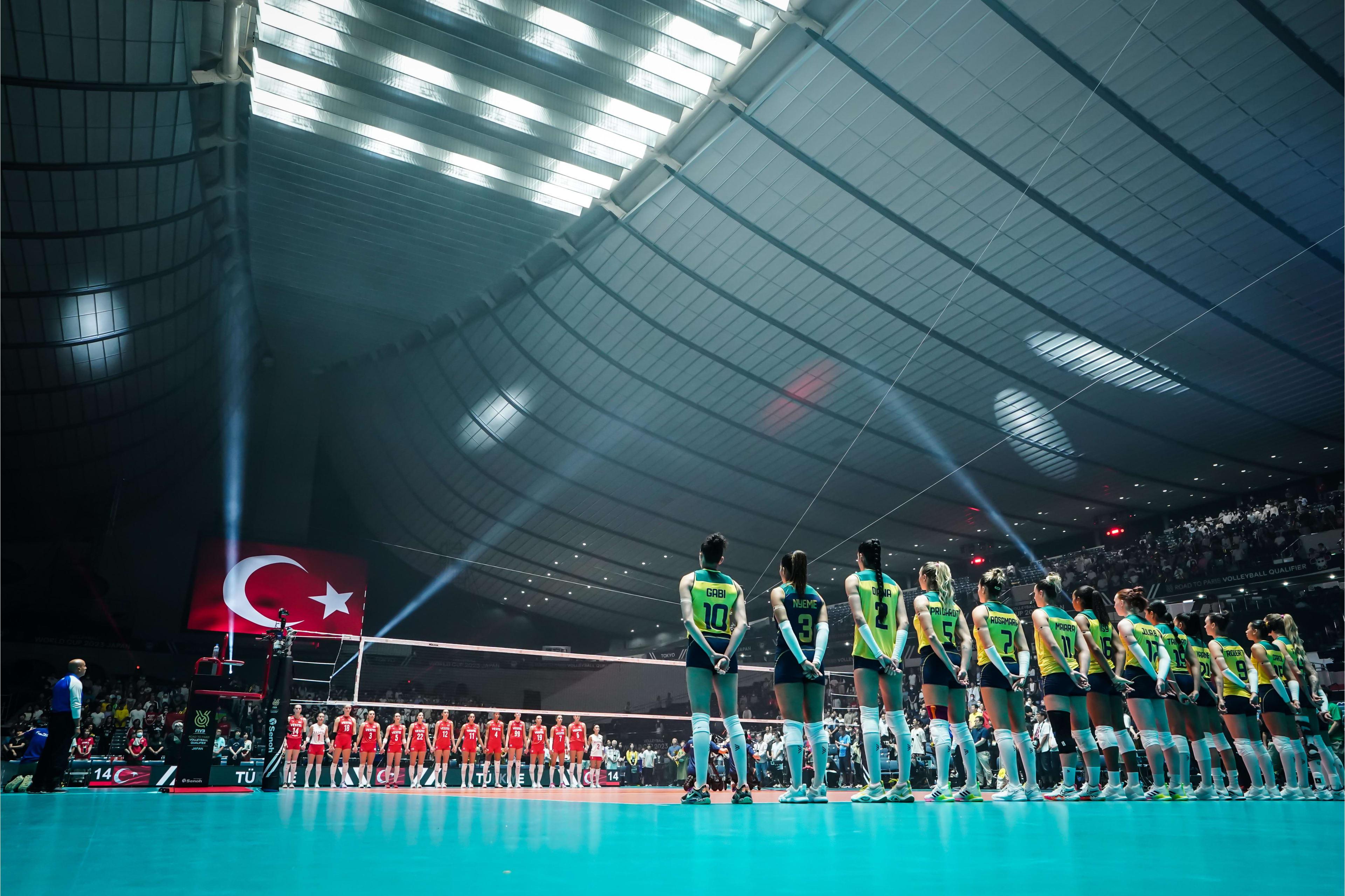 狂砍20连胜！土耳其女排3-0完胜巴西，一只脚踏进巴黎奥运会(1)