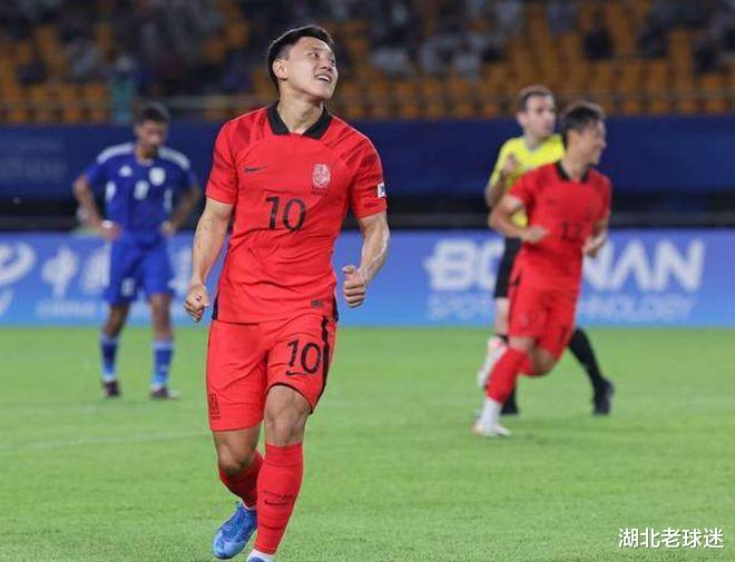 日本队抱怨亚运会上进球没掌声！杭州嘘声一片，记者：完全是客场(4)