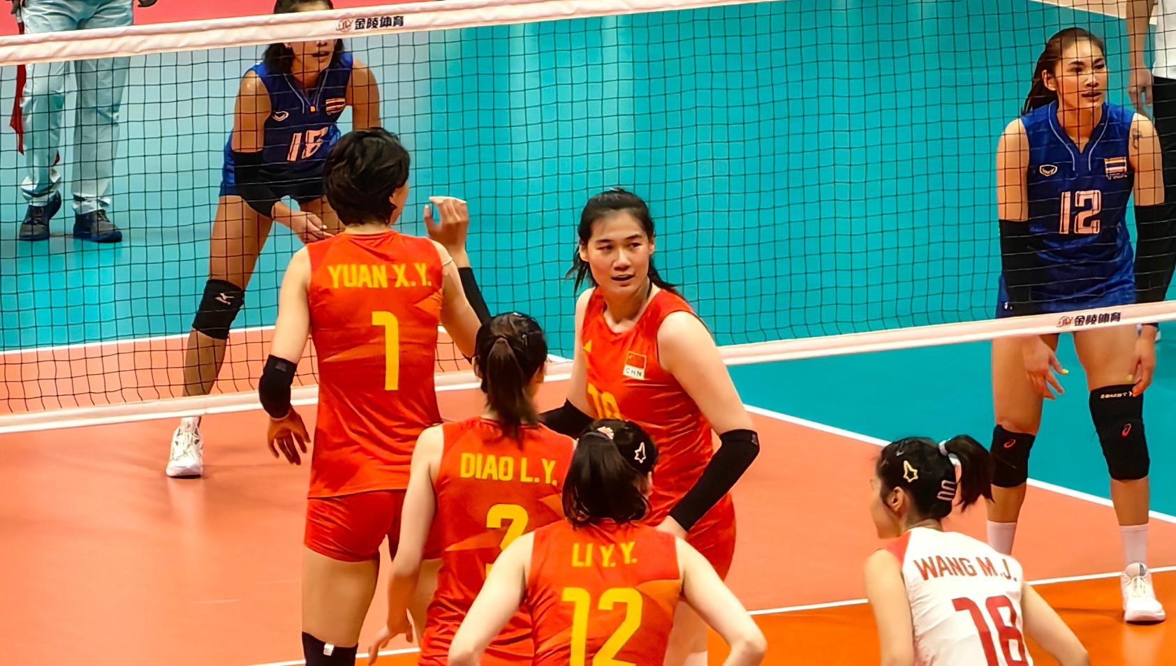 3-0！中国女排晋级决赛，单局大逆转，将与日本队争夺金牌(5)
