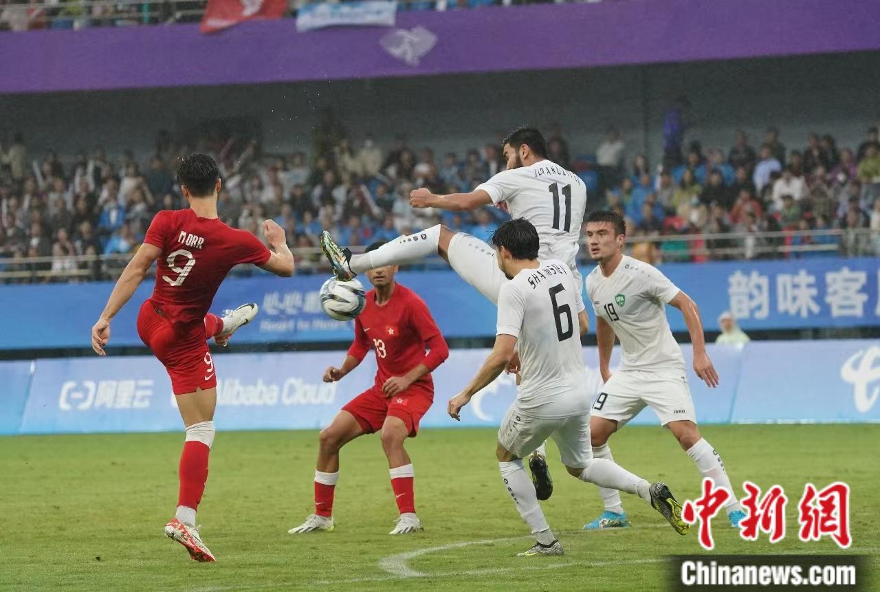 中国香港男足亚运会第四 创造球队历史(1)