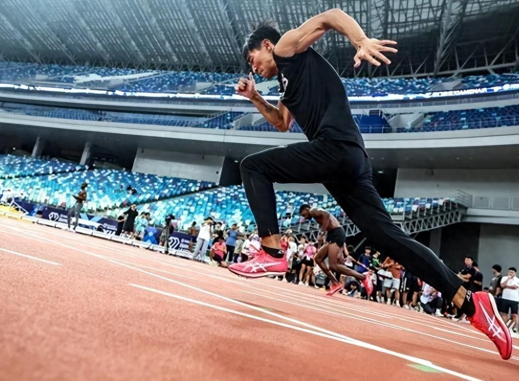 陈佳鹏，赛场上的那位出色的短跑运动员(3)