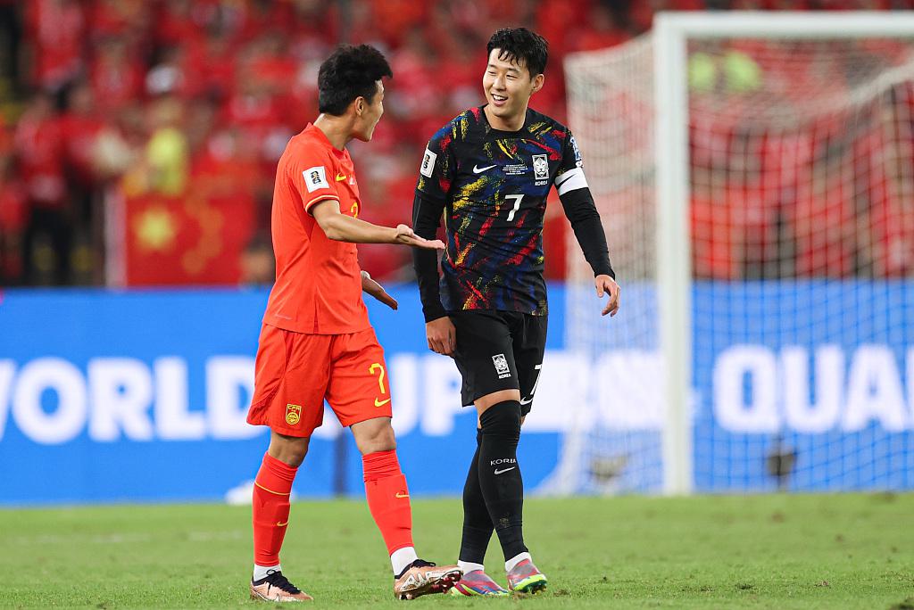真苦主！韩国队首次进禁区，主裁贾西姆便给了一粒争议点球(1)