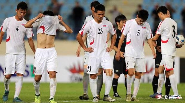 6-1！世预赛进球战：朝鲜男足首胜，激动落泪，形势类似中国队(3)