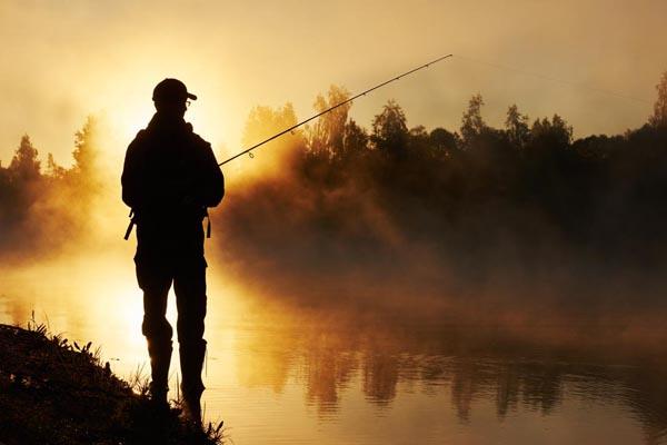 人们为什么会热衷钓鱼，钓鱼开销真的很大吗？(4)