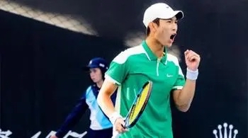 不敌前世界第一出局！中国网球天才创历史背后，赢得了世界的掌声(3)