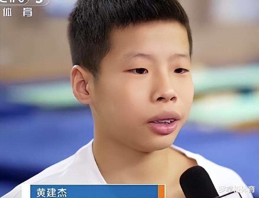 中国跳水队又一位天才横空出世！13岁参加世锦赛，搭档张家齐冲冠(3)