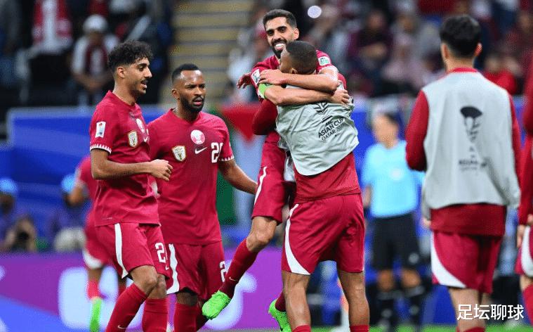 11犯0黄！卡塔尔获利，马宁被质疑：丢人丢到亚洲杯，保送东道主晋级(3)
