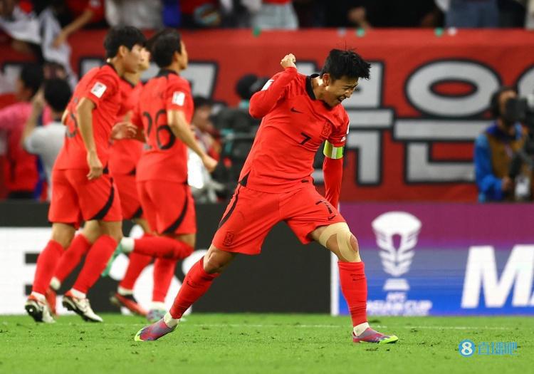 永不言弃！韩国队连续4场比赛补时收获进球(1)