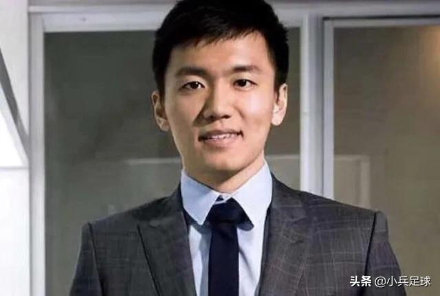 这个中国人是五大联赛史上最年轻的主席，也是意甲零差评主席(6)