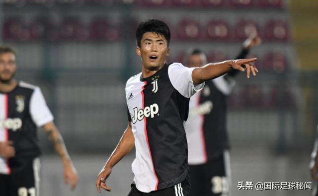 史上第一位踢遍意甲乙丙级联赛的亚洲球员，更是尤文首位亚洲球员(6)