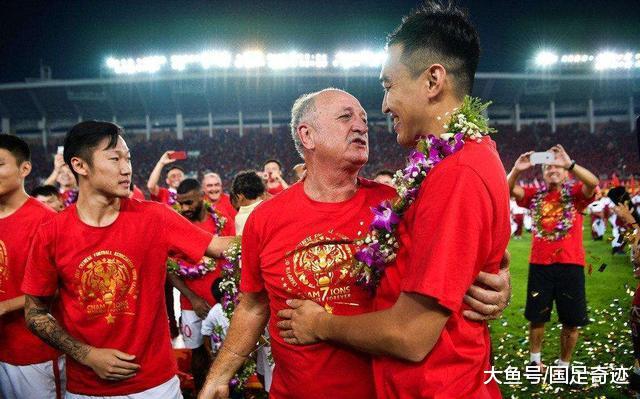 恒大想念你！71岁巴西老帅再现高情商，难怪他如此受中国球员欢迎(3)